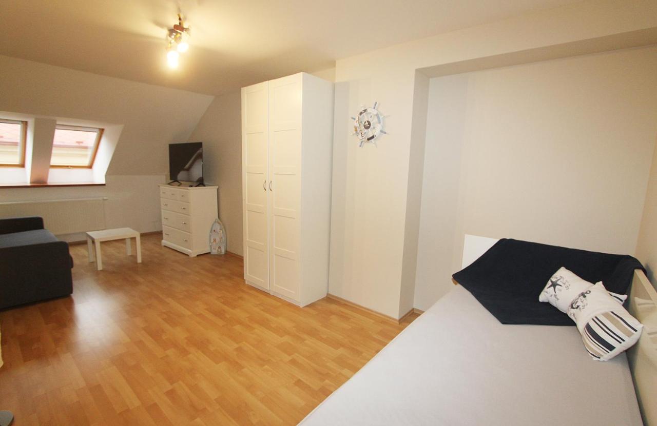 Apartman U Krale - 3 Jicin Exterior photo